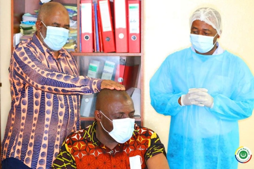 Lancement de la vaccination à Mwali, le gouvernement relève la manche le premier